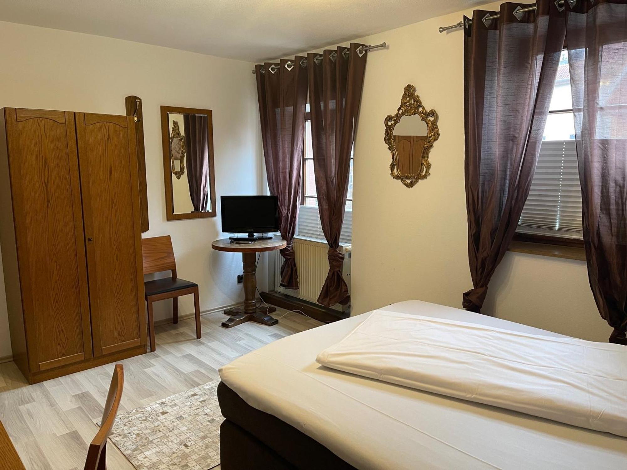 Landhotel Sickinger Hof Walldorf  Exteriör bild
