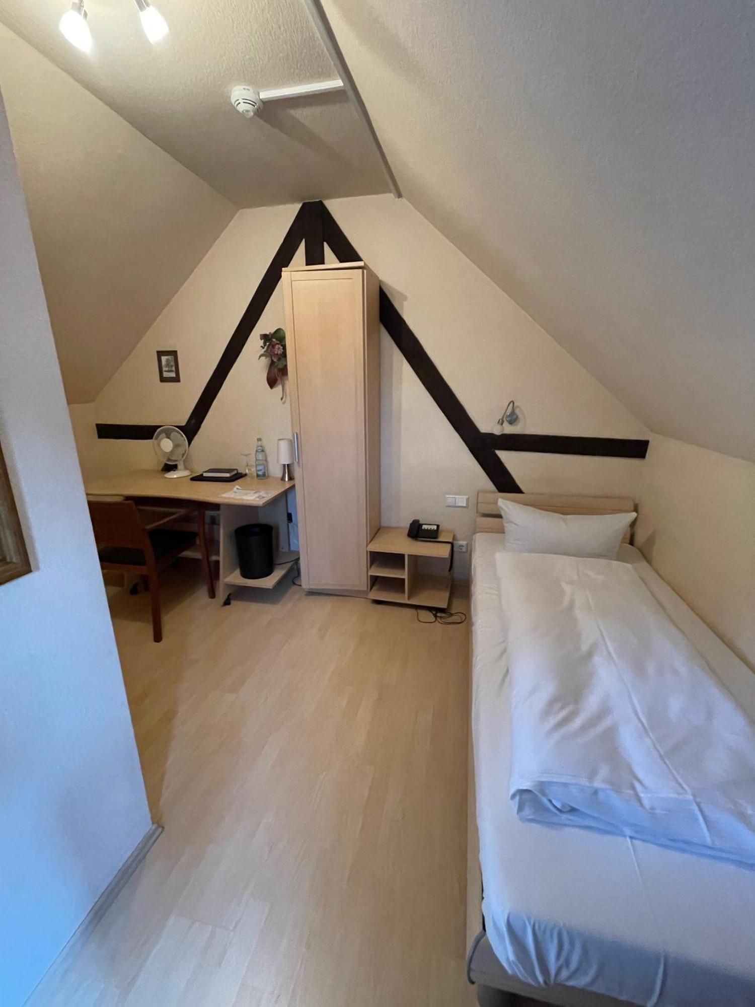 Landhotel Sickinger Hof Walldorf  Exteriör bild