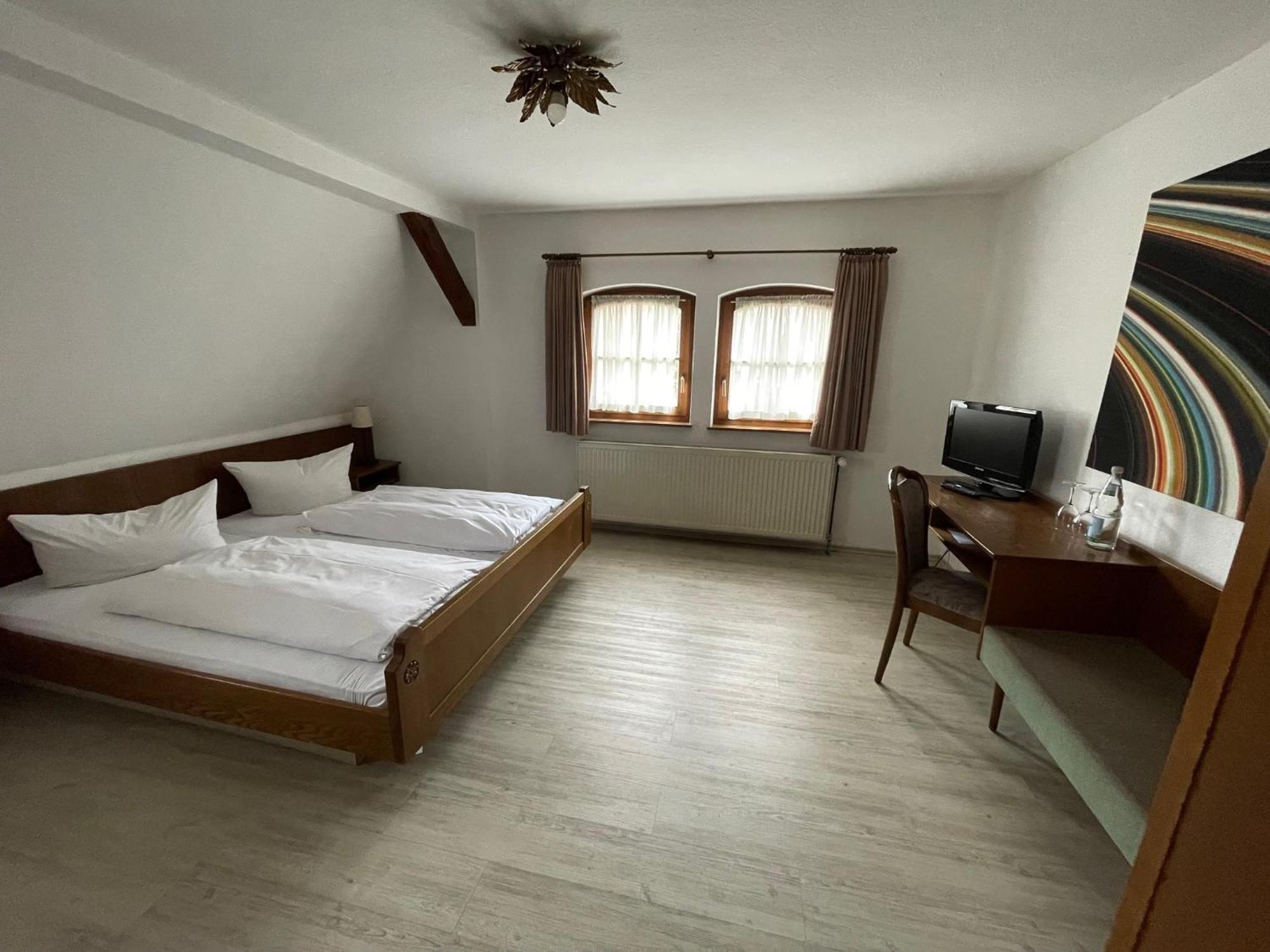 Landhotel Sickinger Hof Walldorf  Exteriör bild