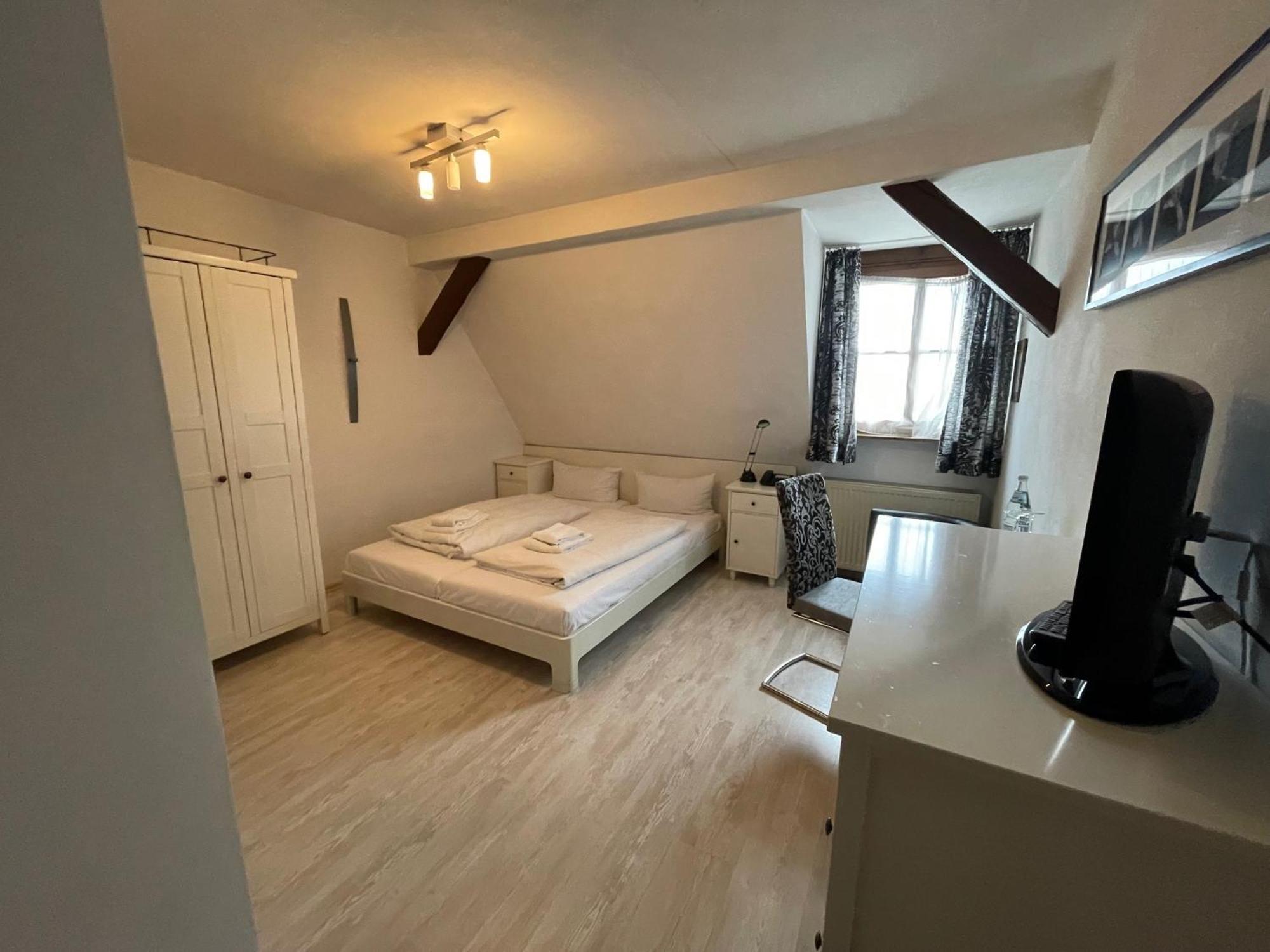 Landhotel Sickinger Hof Walldorf  Exteriör bild